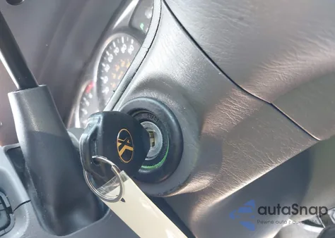 2005 Toyota Sequoia Sr5 V8 из США, поврежденный, VIN 5TDBT44A65S244184